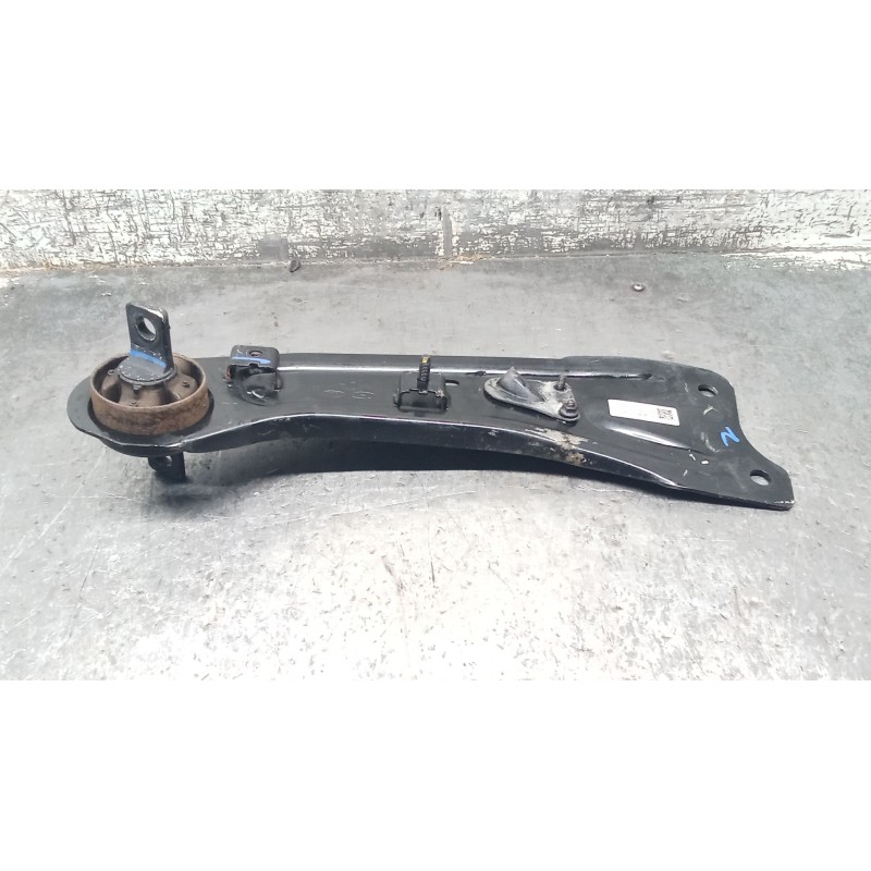 Recambio de brazo suspension inferior trasero izquierdo para hyundai i30 (pde, pd, pden) 2.0 n referencia OEM IAM 55270S0000  