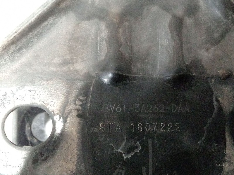 Recambio de brazo suspension inferior delantero izquierdo para ford focus iii 1.5 tdci referencia OEM IAM BV613A262DAA  