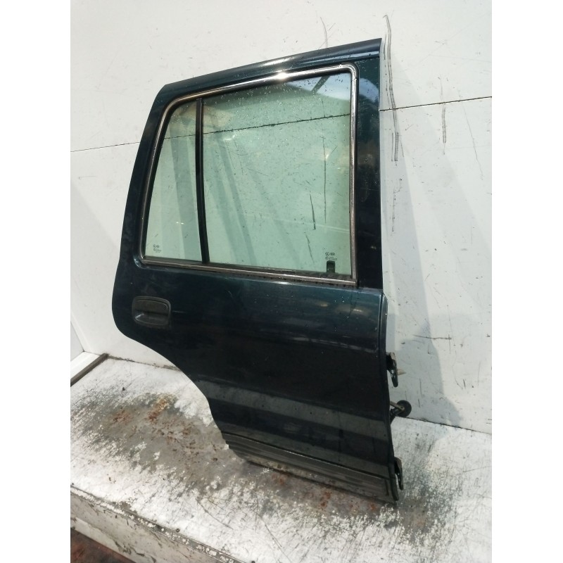 Recambio de puerta trasera derecha para kia sportage suv (k00) 2.0 td 4wd referencia OEM IAM  5P 