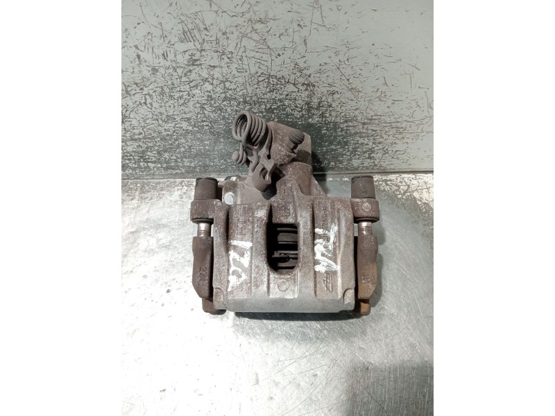 Recambio de pinza freno trasera izquierda para ford focus iii 1.5 tdci referencia OEM IAM   