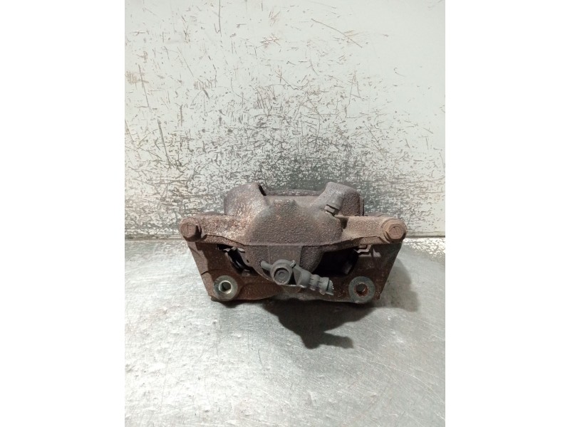 Recambio de pinza freno delantera derecha para toyota avensis sedán (_t27_) 2.0 d-4d (adt270_) referencia OEM IAM Y04303  