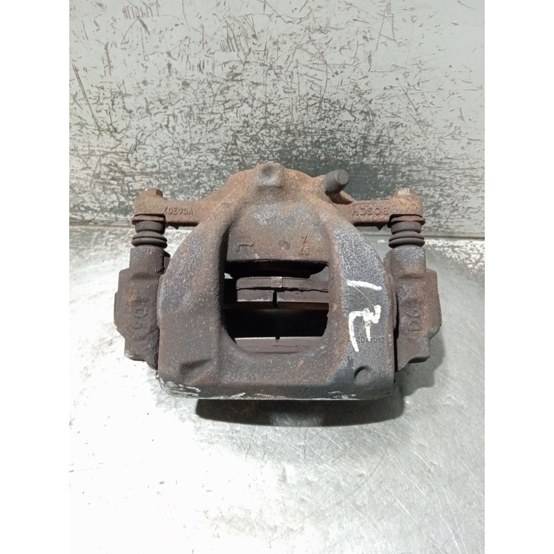 Recambio de pinza freno delantera izquierda para toyota avensis sedán (_t27_) 2.0 d-4d (adt270_) referencia OEM IAM Y04302  