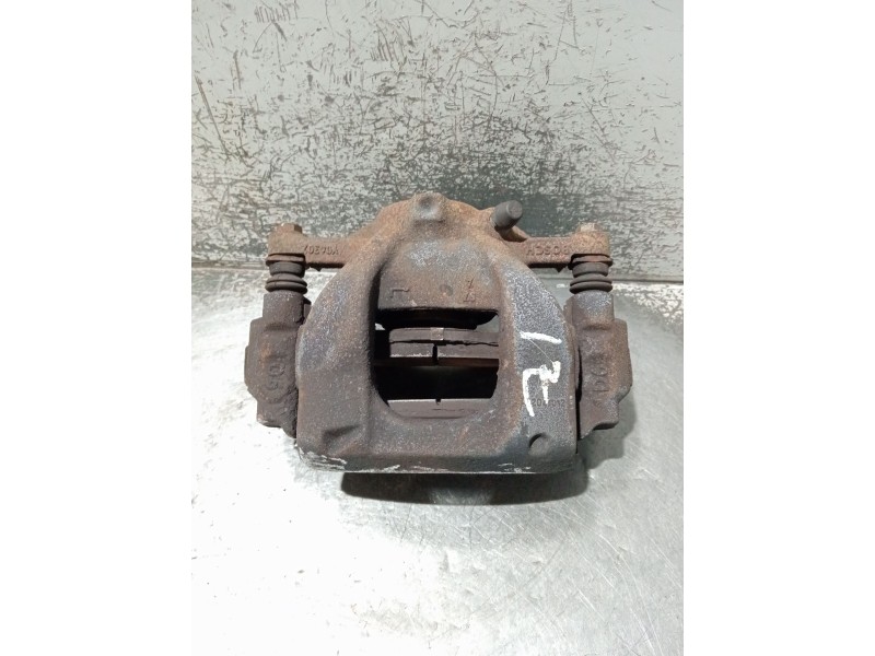 Recambio de pinza freno delantera izquierda para toyota avensis sedán (_t27_) 2.0 d-4d (adt270_) referencia OEM IAM Y04302  