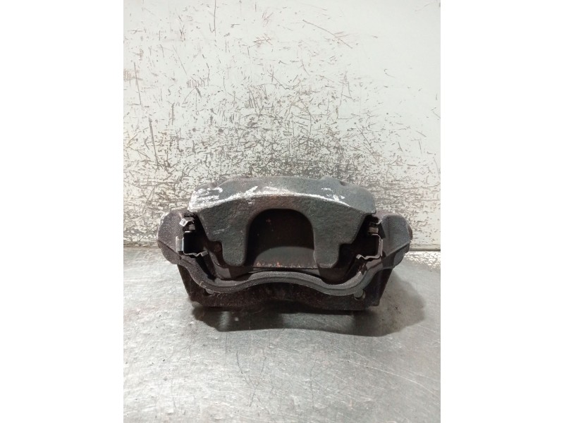 Recambio de pinza freno delantera izquierda para toyota avensis sedán (_t27_) 2.0 d-4d (adt270_) referencia OEM IAM Y04302  