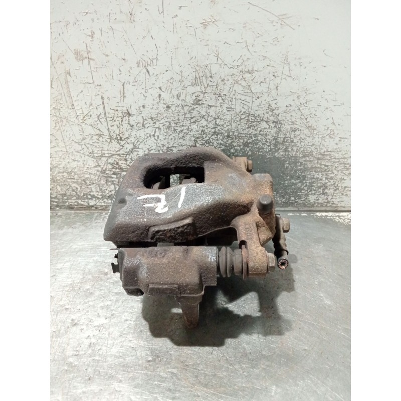 Recambio de pinza freno delantera izquierda para toyota avensis sedán (_t27_) 2.0 d-4d (adt270_) referencia OEM IAM Y04302  