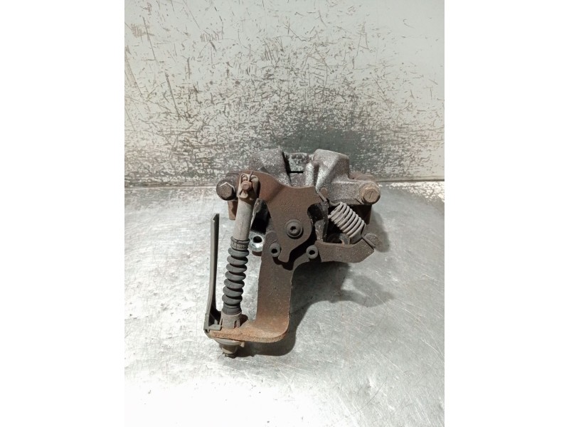 Recambio de pinza freno trasera derecha para toyota avensis sedán (_t27_) 2.0 d-4d (adt270_) referencia OEM IAM 0204Y04614  