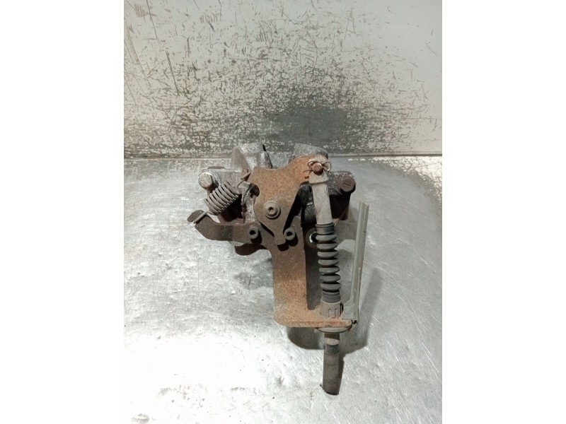 Recambio de pinza freno trasera izquierda para toyota avensis sedán (_t27_) 2.0 d-4d (adt270_) referencia OEM IAM 0204Y04613  