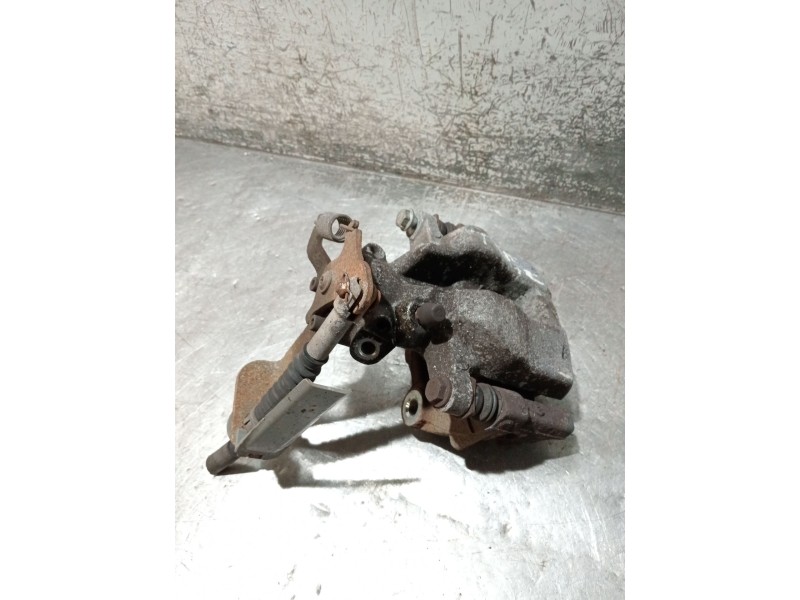 Recambio de pinza freno trasera izquierda para toyota avensis sedán (_t27_) 2.0 d-4d (adt270_) referencia OEM IAM 0204Y04613  