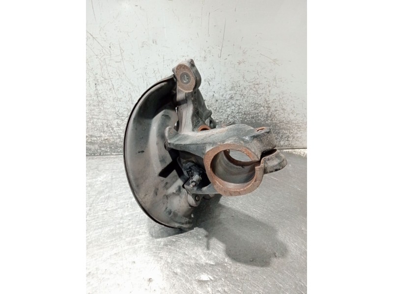 Recambio de mangueta delantera derecha para ford focus iii 1.5 tdci referencia OEM IAM AV613K170  