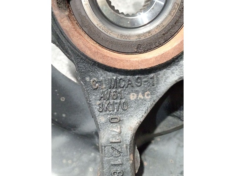 Recambio de mangueta delantera derecha para ford focus iii 1.5 tdci referencia OEM IAM AV613K170  