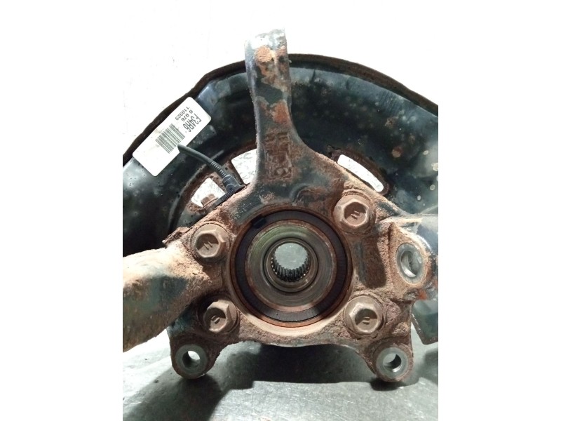 Recambio de mangueta delantera derecha para toyota avensis sedán (_t27_) 2.0 d-4d (adt270_) referencia OEM IAM 4321105090  