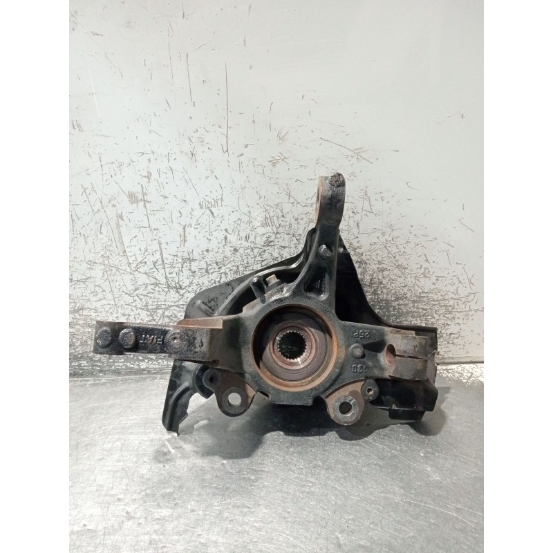 Recambio de mangueta delantera derecha para fiat 500l (351_, 352_) 1.3 d multijet (199lxy1a, 199lxy11) referencia OEM IAM 557009