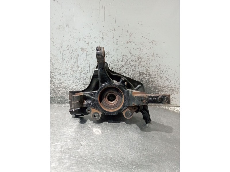 Recambio de mangueta delantera izquierda para fiat 500l (351_, 352_) 1.3 d multijet (199lxy1a, 199lxy11) referencia OEM IAM 5570