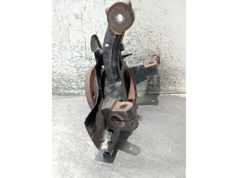 Recambio de mangueta delantera izquierda para fiat 500l (351_, 352_) 1.3 d multijet (199lxy1a, 199lxy11) referencia OEM IAM 5570