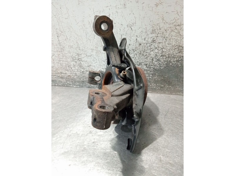 Recambio de mangueta delantera izquierda para fiat 500l (351_, 352_) 1.3 d multijet (199lxy1a, 199lxy11) referencia OEM IAM 5570