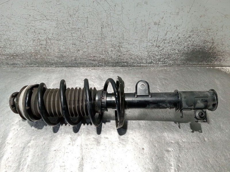 Recambio de amortiguador delantero derecho para fiat 500l (351_, 352_) 1.3 d multijet (199lxy1a, 199lxy11) referencia OEM IAM 51