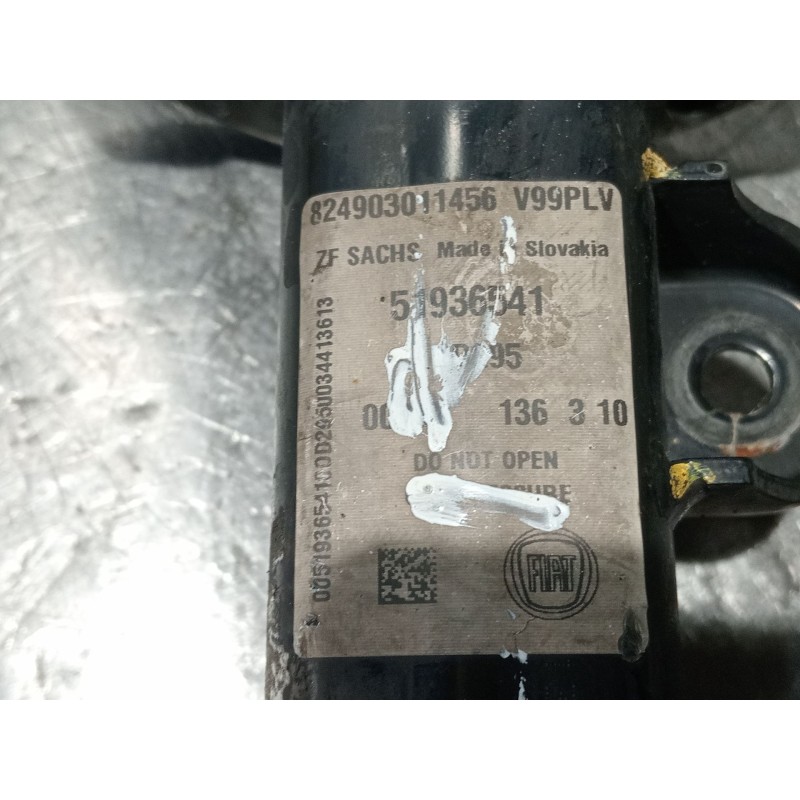 Recambio de amortiguador delantero izquierdo para fiat 500l (351_, 352_) 1.3 d multijet (199lxy1a, 199lxy11) referencia OEM IAM 
