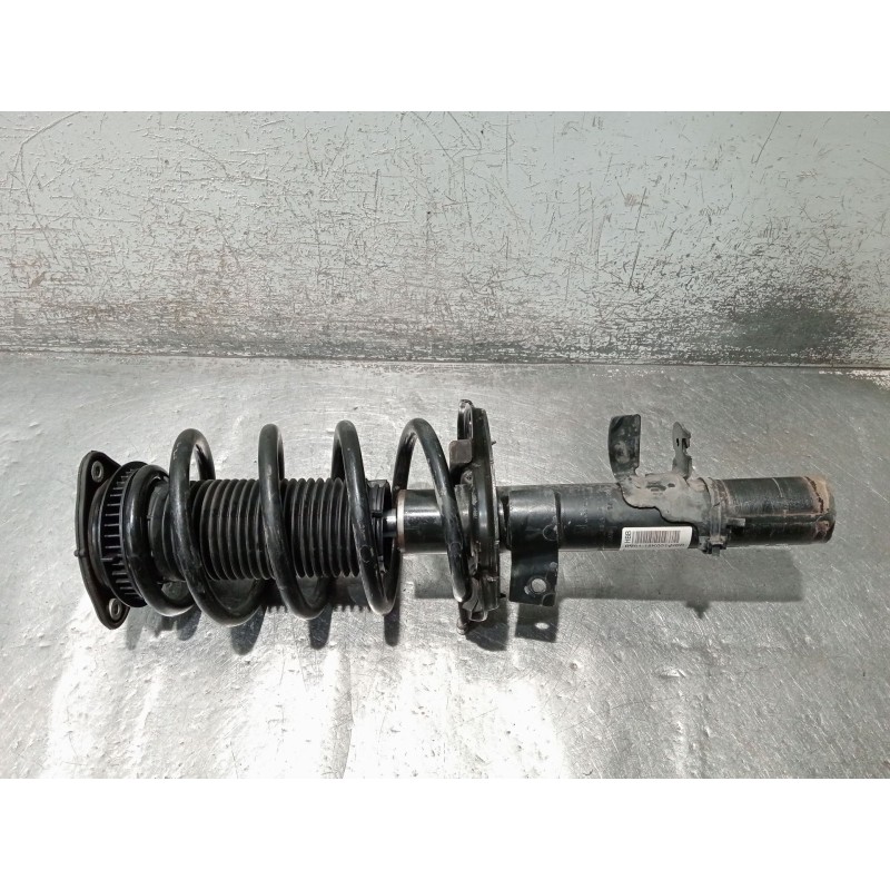 Recambio de amortiguador delantero izquierdo para ford focus iii 1.5 tdci referencia OEM IAM BV6118K001HBB E5633502 