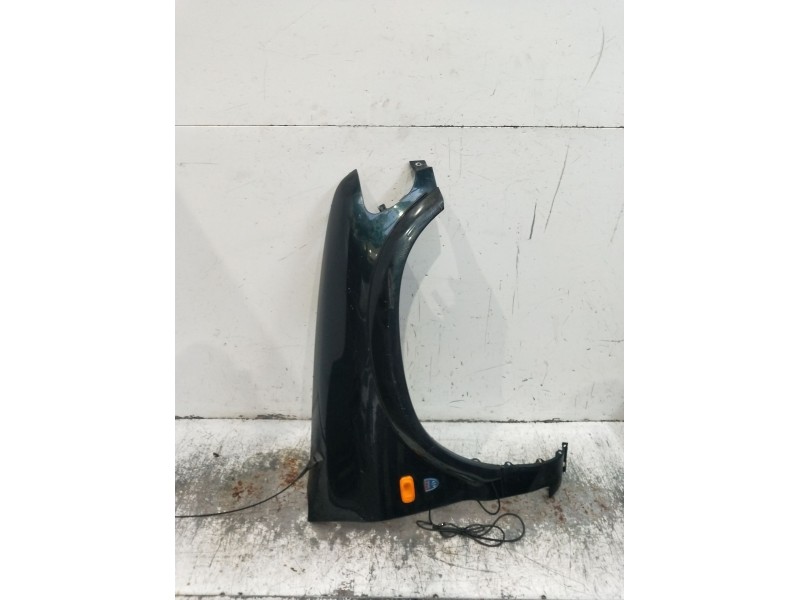 Recambio de aleta delantera derecha para kia sportage suv (k00) 2.0 td 4wd referencia OEM IAM   