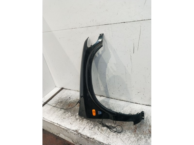 Recambio de aleta delantera derecha para kia sportage suv (k00) 2.0 td 4wd referencia OEM IAM   