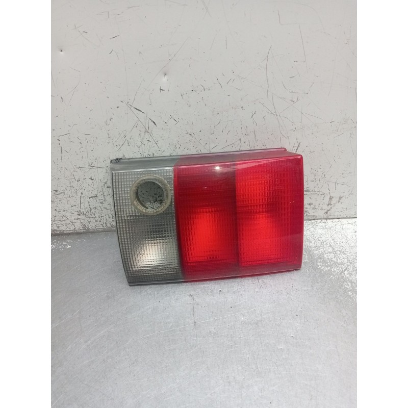 Recambio de piloto trasero izquierdo interior para audi 80 b4 sedán (8c2) 1.9 tdi referencia OEM IAM 8A0945094  