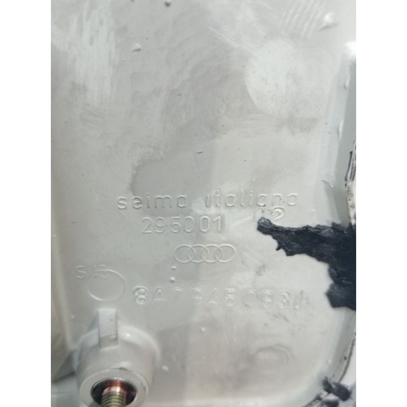 Recambio de piloto trasero derecho interior para audi 80 b4 sedán (8c2) 1.9 tdi referencia OEM IAM 8A09450931  