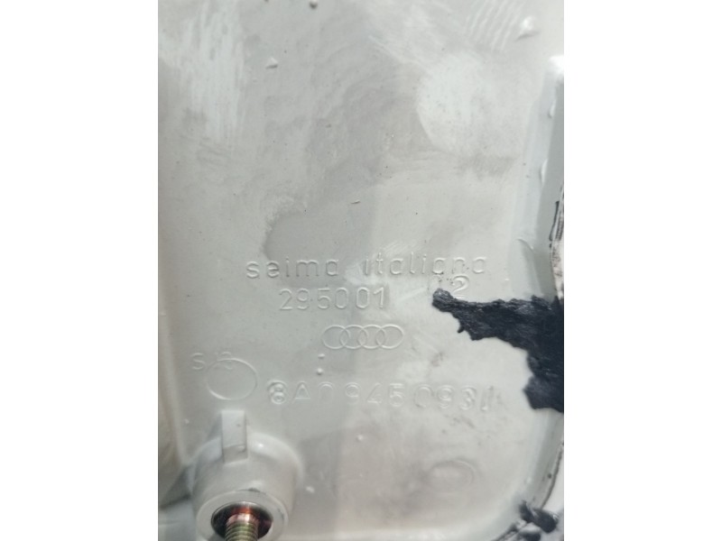 Recambio de piloto trasero derecho interior para audi 80 b4 sedán (8c2) 1.9 tdi referencia OEM IAM 8A09450931  