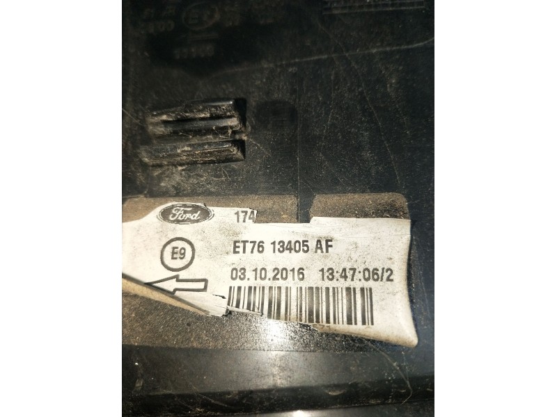 Recambio de piloto trasero izquierdo para ford transit courier b460 furgoneta/monovolumen 1.5 tdci referencia OEM IAM ET7613405A