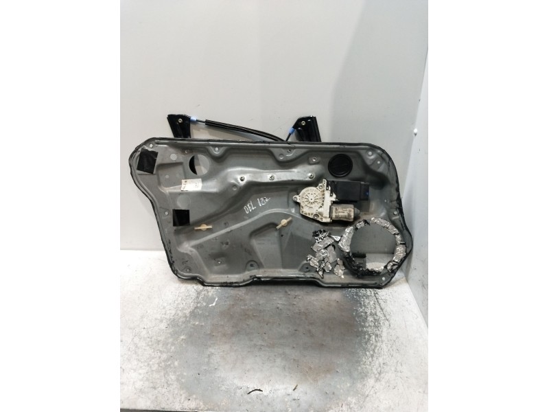 Recambio de elevalunas delantero izquierdo para volkswagen bora i (1j2) 1.9 tdi referencia OEM IAM 1J4837755E 5P 