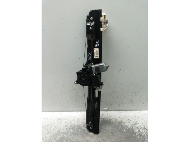 Recambio de elevalunas delantero derecho para fiat 500l (351_, 352_) 1.3 d multijet (199lxy1a, 199lxy11) referencia OEM IAM 5195