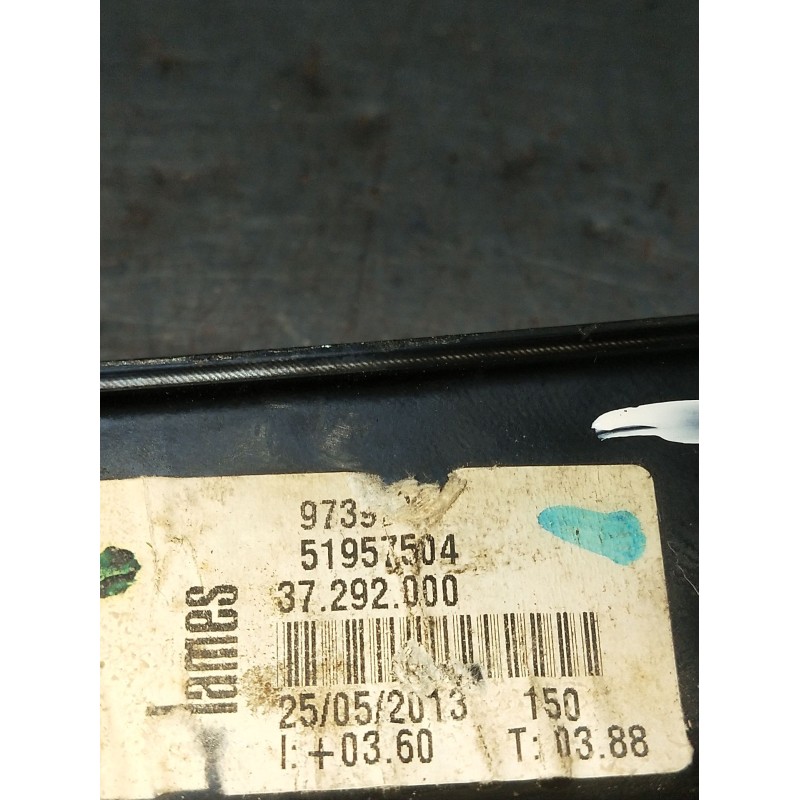 Recambio de elevalunas delantero izquierdo para fiat 500l (351_, 352_) 1.3 d multijet (199lxy1a, 199lxy11) referencia OEM IAM 51