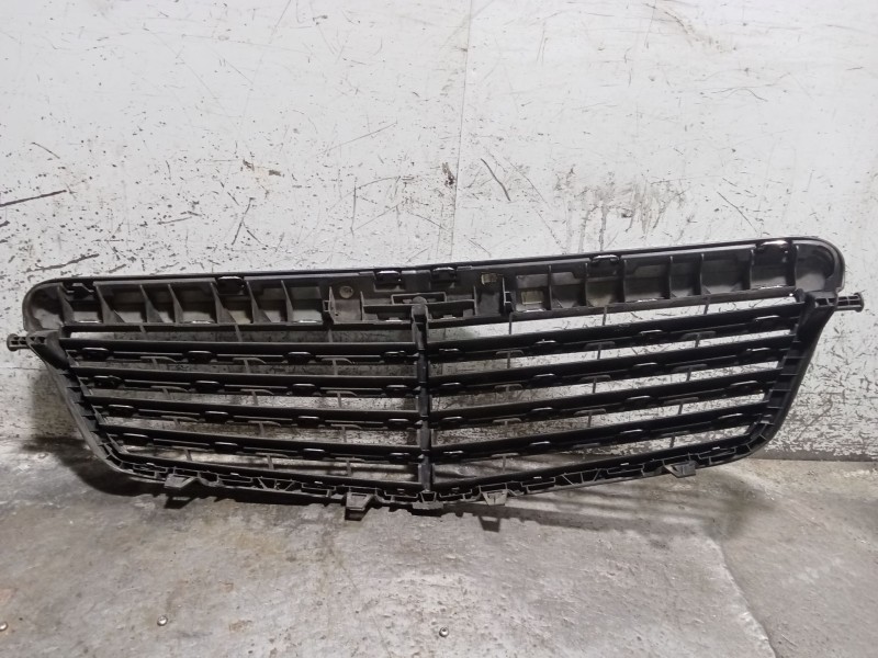 Recambio de rejilla delantera para mercedes-benz clase e (w212) e 220 cdi / bluetec (212.001, 212.002) referencia OEM IAM   