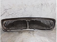 Recambio de rejilla delantera para jaguar xj 3.2 executive referencia OEM IAM    2