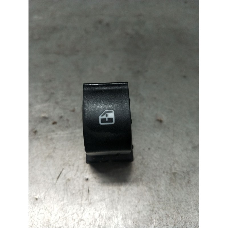 Recambio de mando elevalunas delantero derecho para fiat 500l (351_, 352_) 1.3 d multijet (199lxy1a, 199lxy11) referencia OEM IA