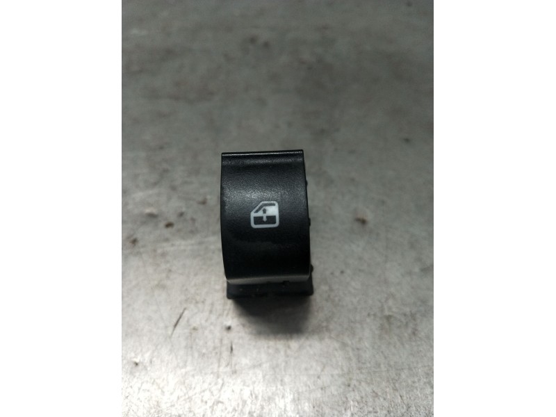 Recambio de mando elevalunas delantero derecho para fiat 500l (351_, 352_) 1.3 d multijet (199lxy1a, 199lxy11) referencia OEM IA