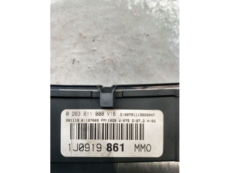 Recambio de cuadro instrumentos para volkswagen bora i (1j2) 1.9 tdi referencia OEM IAM 1J0919861MMO  0263611000