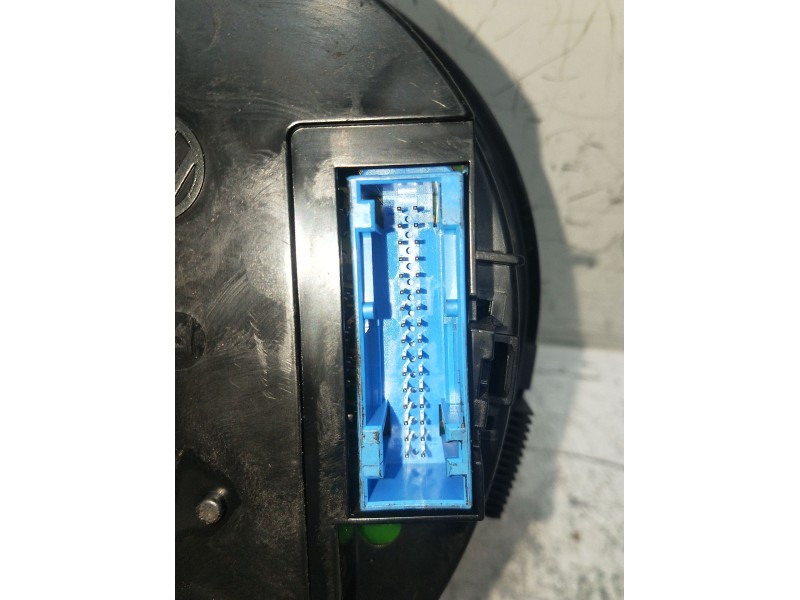 Recambio de cuadro instrumentos para volkswagen golf iv (1j1) 1.6 referencia OEM IAM 1J092080 B  