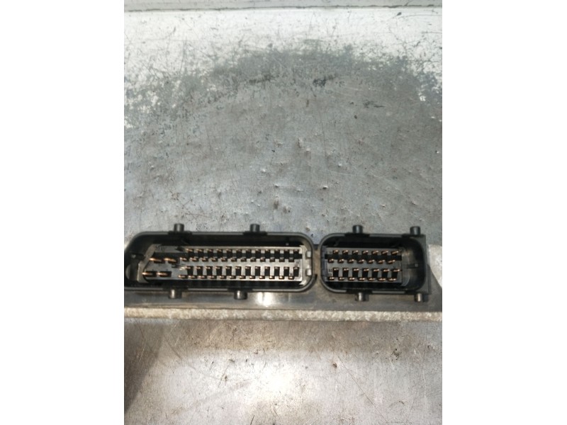 Recambio de centralita motor uce para volkswagen golf iv (1j1) 1.6 referencia OEM IAM 06A906019BQ 5WP444803 