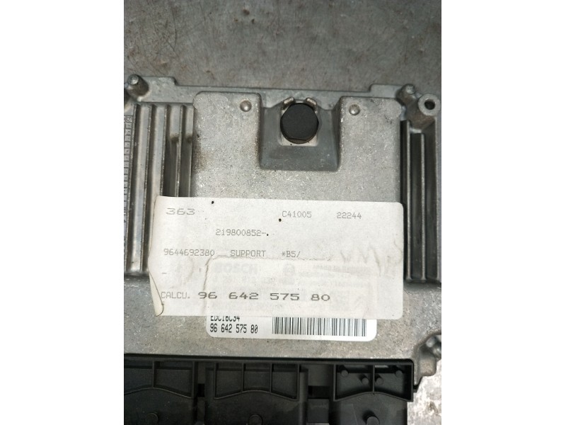 Recambio de centralita motor uce para citroën c4 i (lc_) 1.6 hdi referencia OEM IAM 9664257580 9644692380 219800852