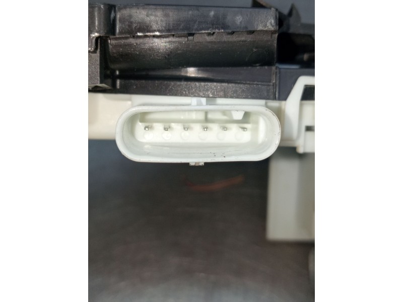 Recambio de motor cierre centralizado delantero derecho para audi q5 (fyb, fyg) 40 tdi mild hybrid quattro referencia OEM IAM 8X