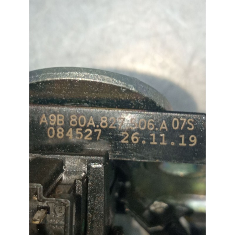 Recambio de motor cierre centralizado porton para audi q5 (fyb, fyg) 40 tdi mild hybrid quattro referencia OEM IAM 80A827506A  