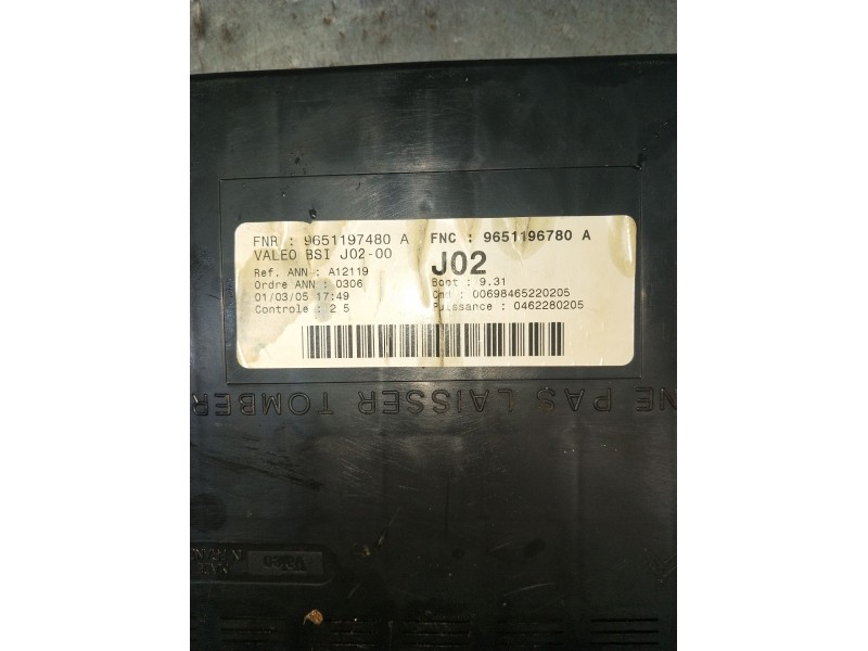 Recambio de caja reles / fusibles para peugeot 307 sw (3h) 1.6 hdi 110 referencia OEM IAM 9651196780A BSIJ0200 9651197480