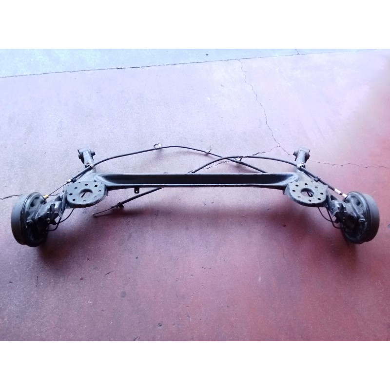 Recambio de puente trasero para toyota yaris (_p9_) 1.4 d-4d (nlp90_) referencia OEM IAM TAMBOR/ABS  