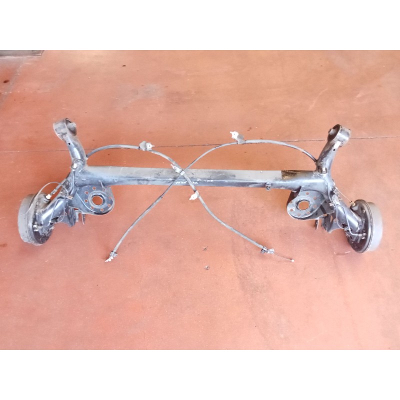 Recambio de puente trasero para toyota yaris (_p9_) 1.4 d-4d (nlp90_) referencia OEM IAM TAMBOR/ABS  