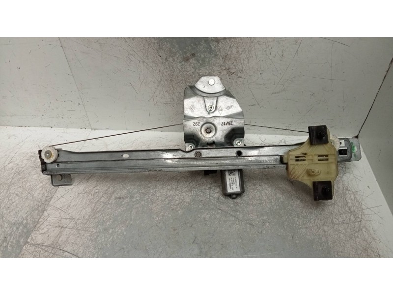 Recambio de elevalunas trasero izquierdo para renault zoe entry referencia OEM IAM 807206641R  