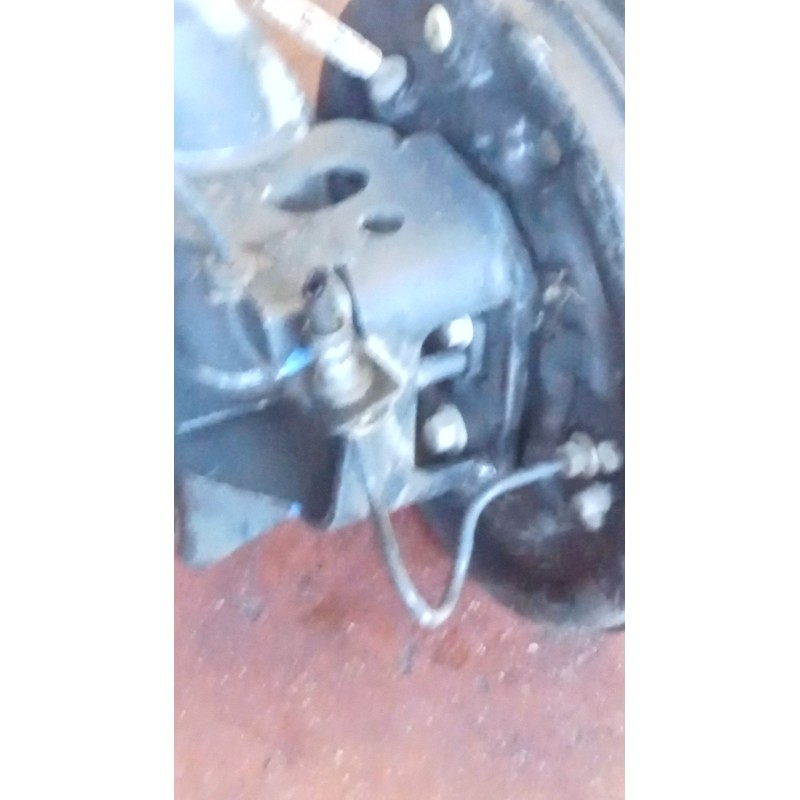 Recambio de puente trasero para ford transit courier b460 furgoneta/monovolumen 1.5 tdci referencia OEM IAM TAMBOR/ABS  