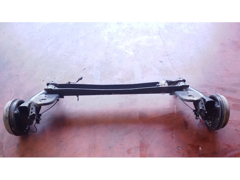 Recambio de puente trasero para ford transit courier b460 furgoneta/monovolumen 1.5 tdci referencia OEM IAM TAMBOR/ABS  