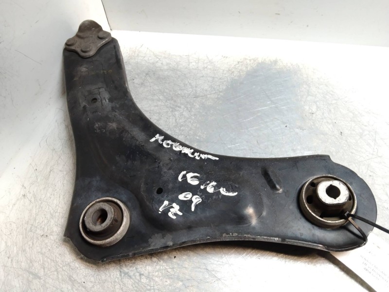 Recambio de brazo suspension inferior delantero izquierdo para renault megane iii berlina 5 p dynamique referencia OEM IAM   