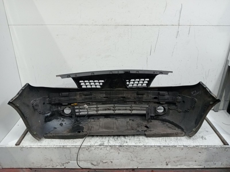 Recambio de paragolpes delantero para renault scénic ii (jm0/1_) 1.9 dci (jm0g, jm12, jm1g, jm2c) referencia OEM IAM   