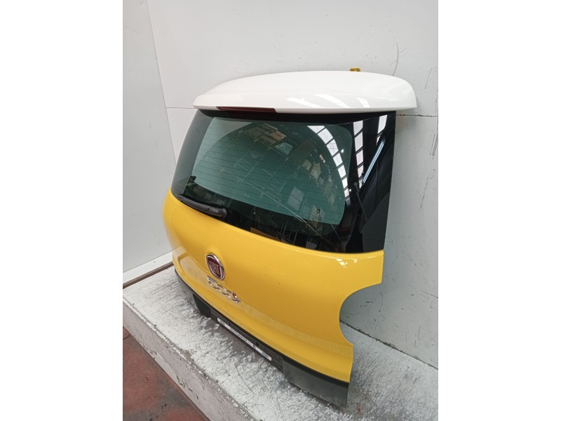 Recambio de porton trasero para fiat 500l (351_, 352_) 1.3 d multijet (199lxy1a, 199lxy11) referencia OEM IAM  5P 
